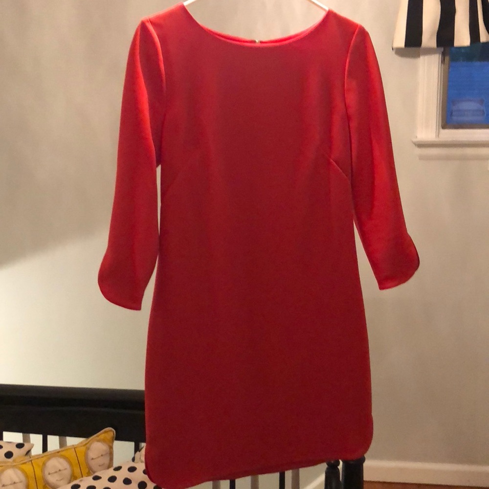 Gorgeous reddish coral dress!!